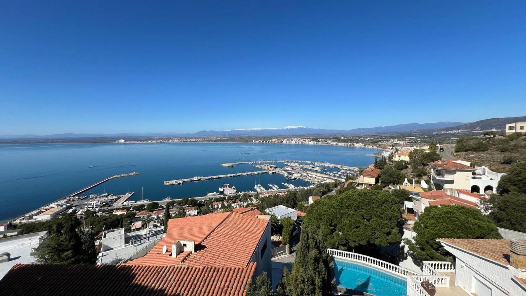 Precioso Piso Con Vistas Espectaculares Del Mar Av-50 Apartman Roses Kültér fotó