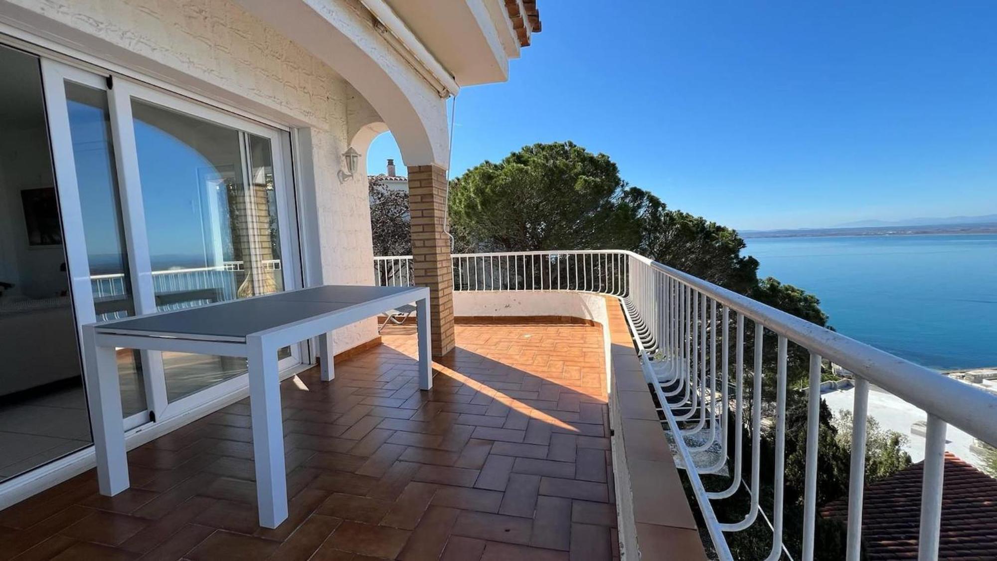 Precioso Piso Con Vistas Espectaculares Del Mar Av-50 Apartman Roses Kültér fotó